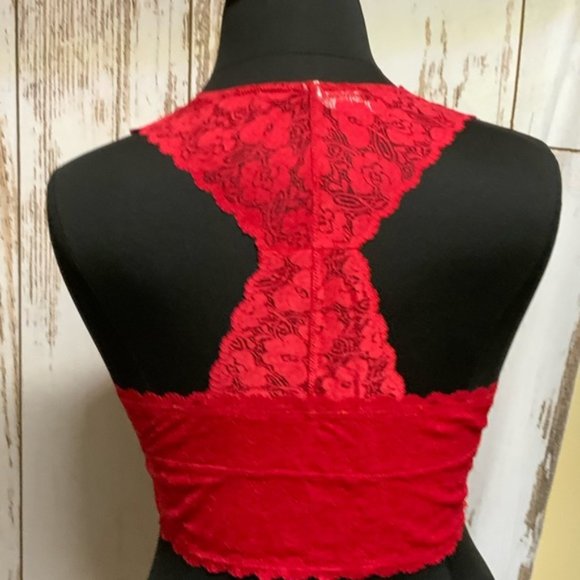 2/$25 Zenana Outfitters Lace Racerback Bralette - Picture 3 of 6